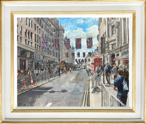 The Jubilee on The Strand. Self taught British emerging artist Nick Grove works representationally in oils capturing street scenes and urban landscapes en plein air. Paintings of The Jubilee on The Strand.